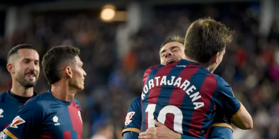 Ferrol – Huesca (19:00)